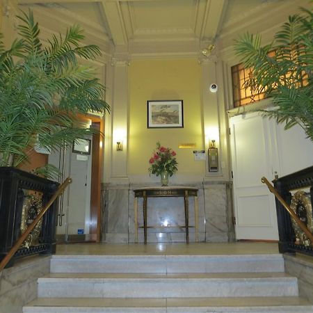 Financial District Furnished Apartment Toronto Exterior photo