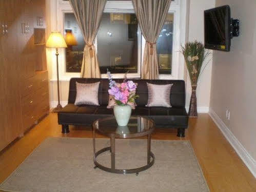 Financial District Furnished Apartment Toronto Exterior photo
